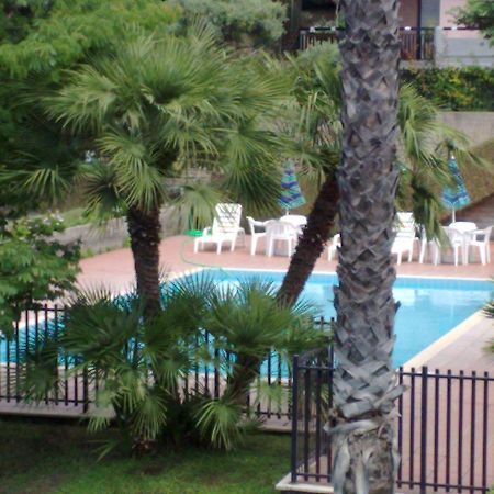 カターニア Porto Ulisse Bed & Breakfast エクステリア 写真
