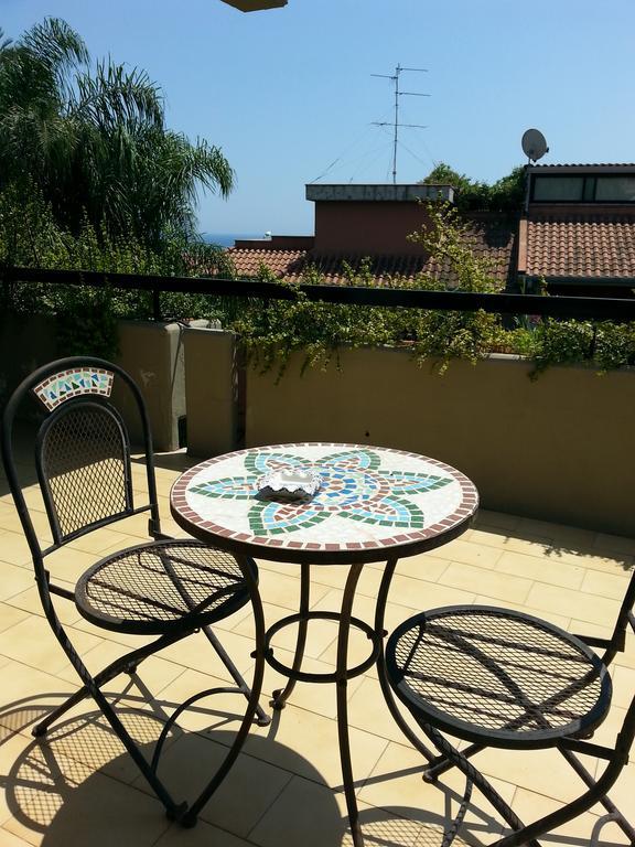カターニア Porto Ulisse Bed & Breakfast エクステリア 写真