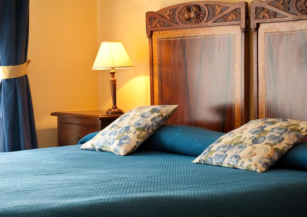 カターニア Porto Ulisse Bed & Breakfast エクステリア 写真