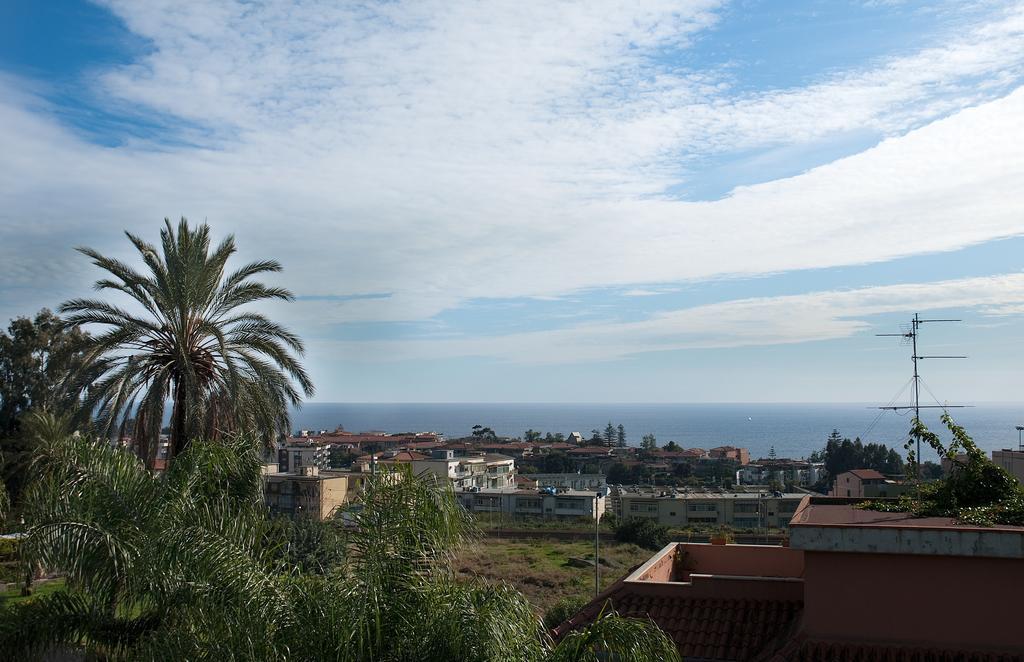 カターニア Porto Ulisse Bed & Breakfast エクステリア 写真
