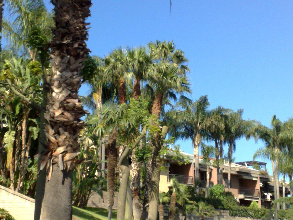 カターニア Porto Ulisse Bed & Breakfast エクステリア 写真