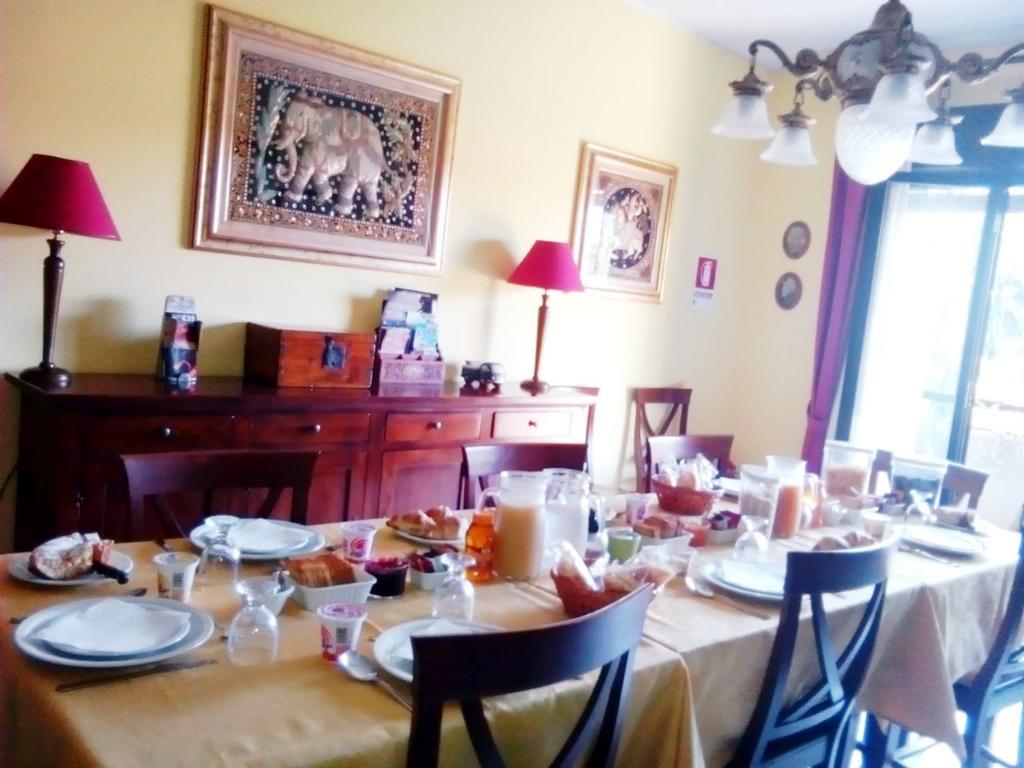 カターニア Porto Ulisse Bed & Breakfast エクステリア 写真