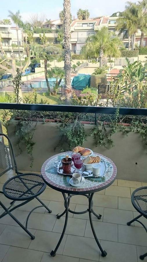 カターニア Porto Ulisse Bed & Breakfast エクステリア 写真