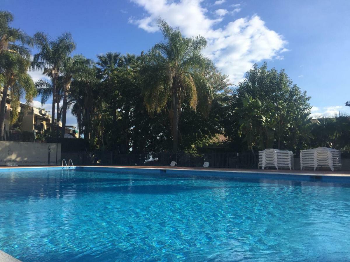 カターニア Porto Ulisse Bed & Breakfast エクステリア 写真