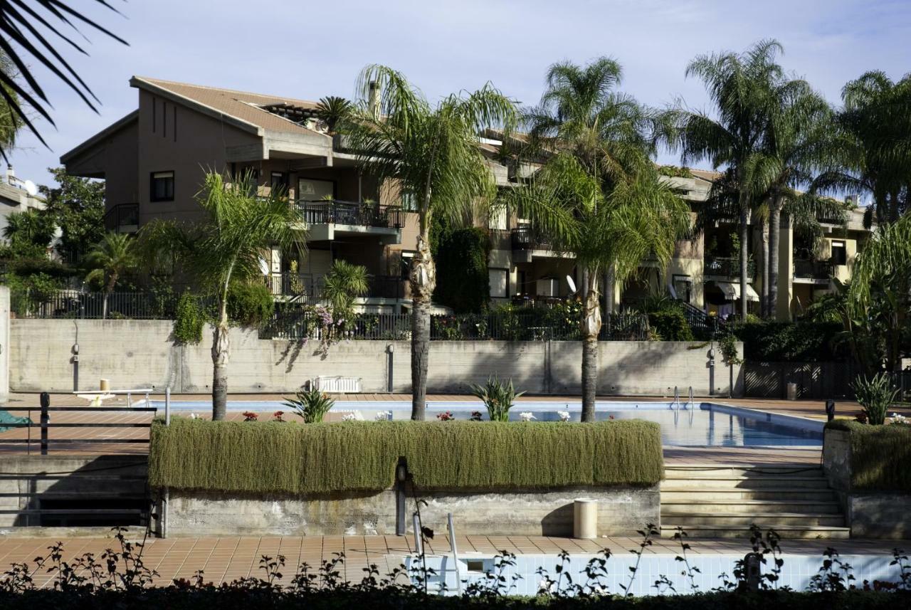 カターニア Porto Ulisse Bed & Breakfast エクステリア 写真