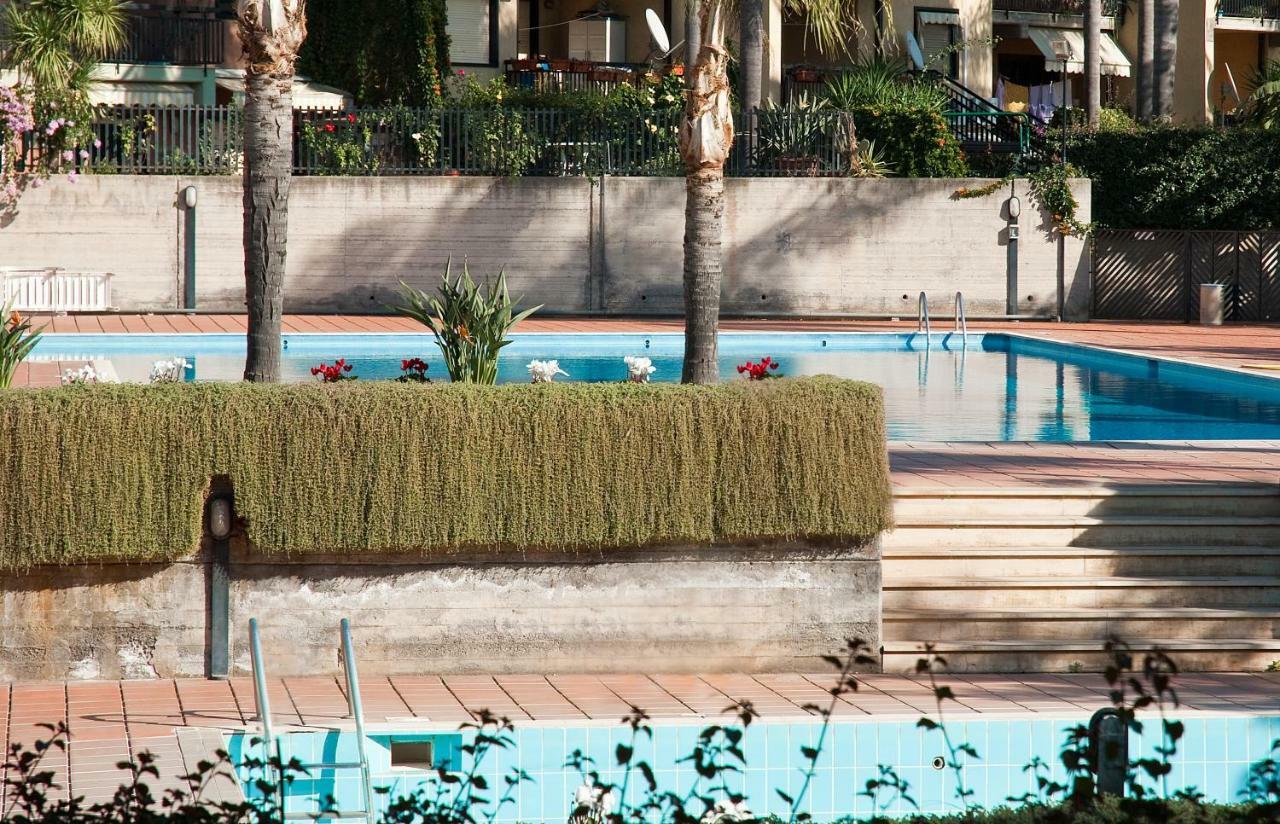 カターニア Porto Ulisse Bed & Breakfast エクステリア 写真