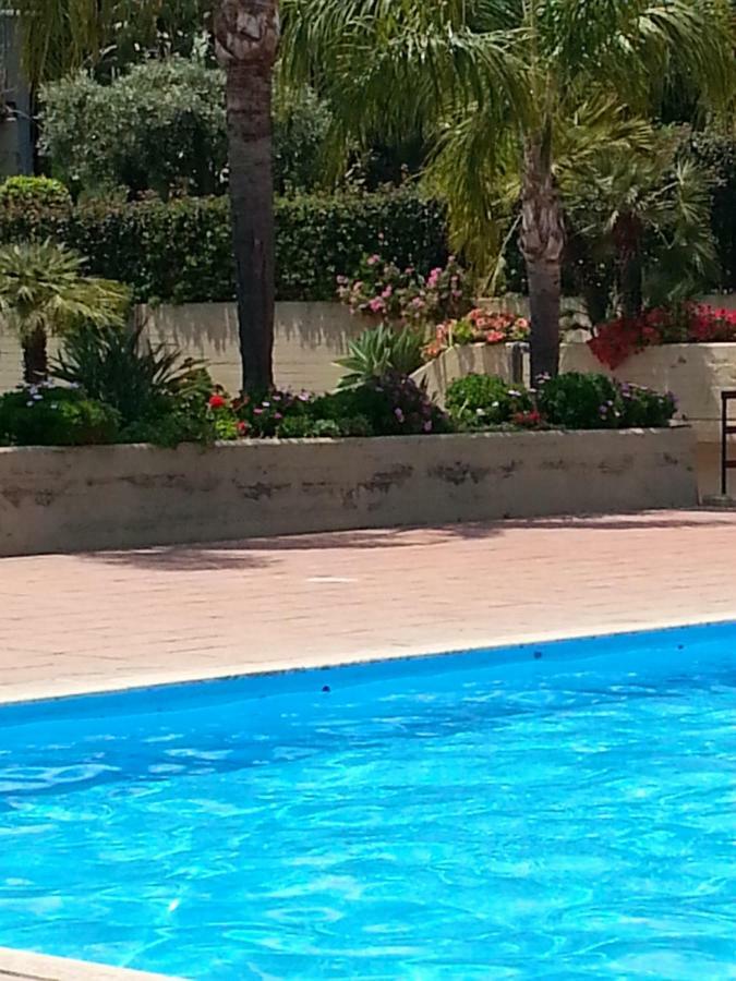 カターニア Porto Ulisse Bed & Breakfast エクステリア 写真