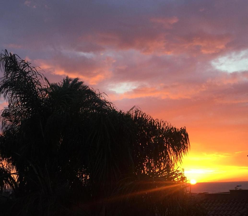 カターニア Porto Ulisse Bed & Breakfast エクステリア 写真